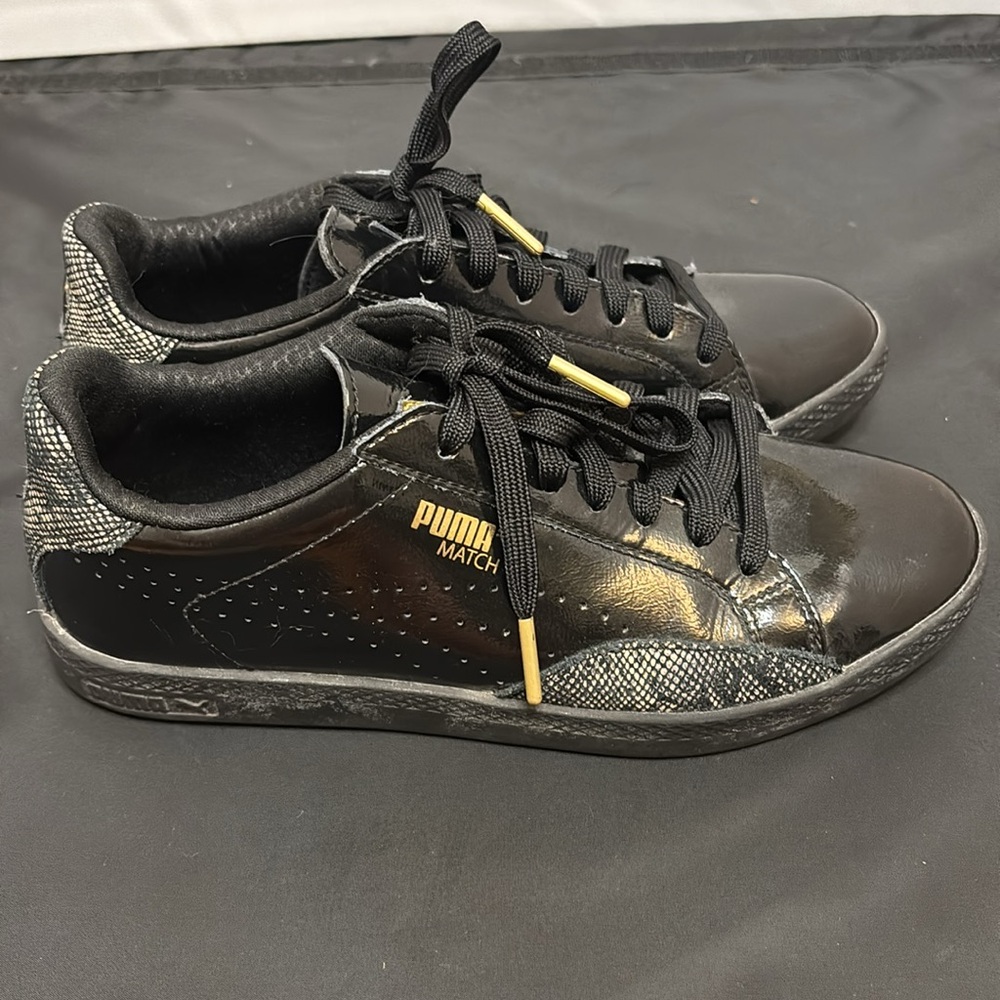 PUMA Women’s Match Lo Print Snake Sneakers – Black/Gold – Size 7 - Picture 3 of 12